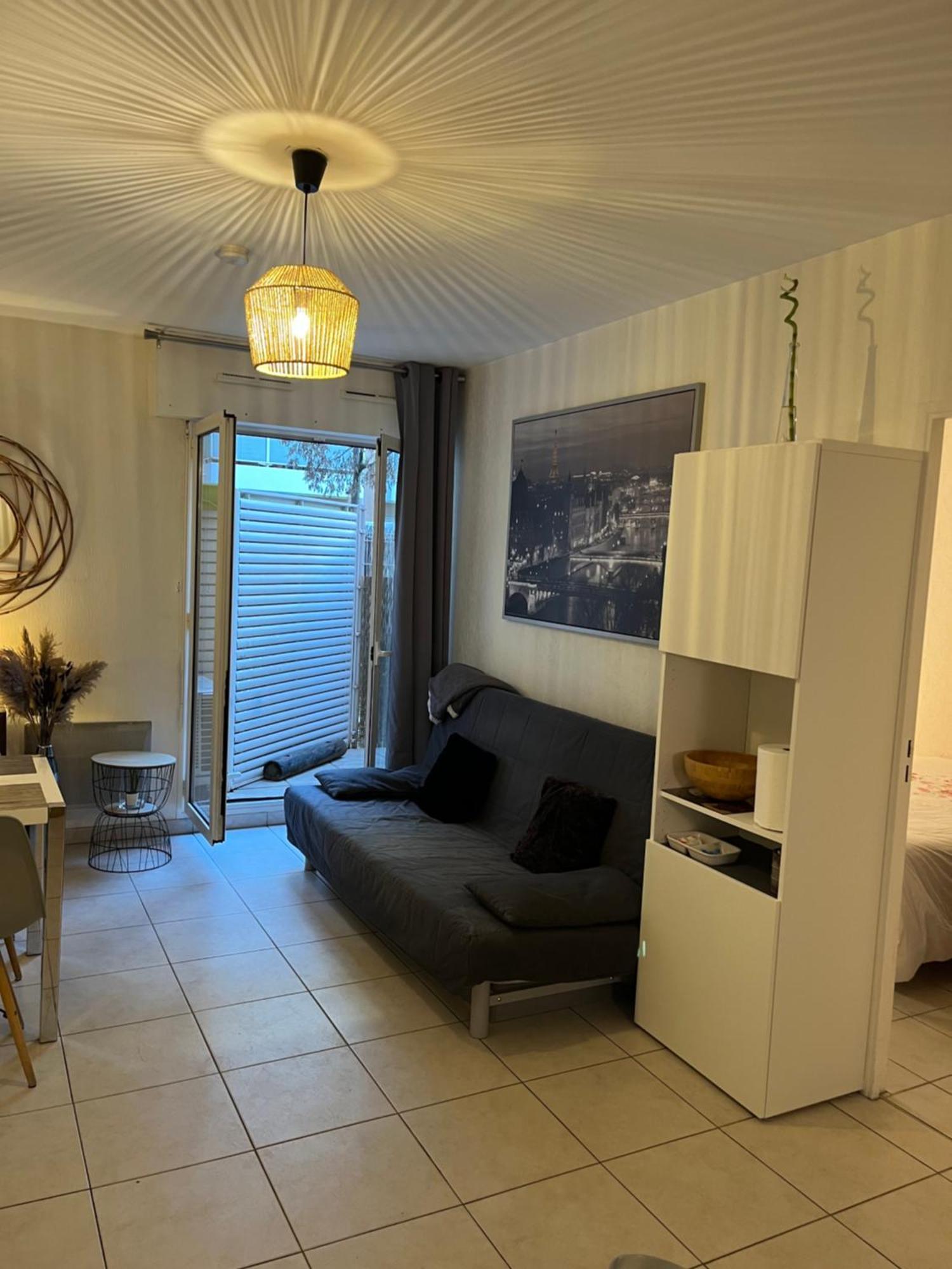 Appartement T2 Avec Terrasse Centre Ville D'Aix En Provence آيكس أومبروفينس المظهر الخارجي الصورة